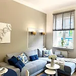 Lovely Moments Apartment