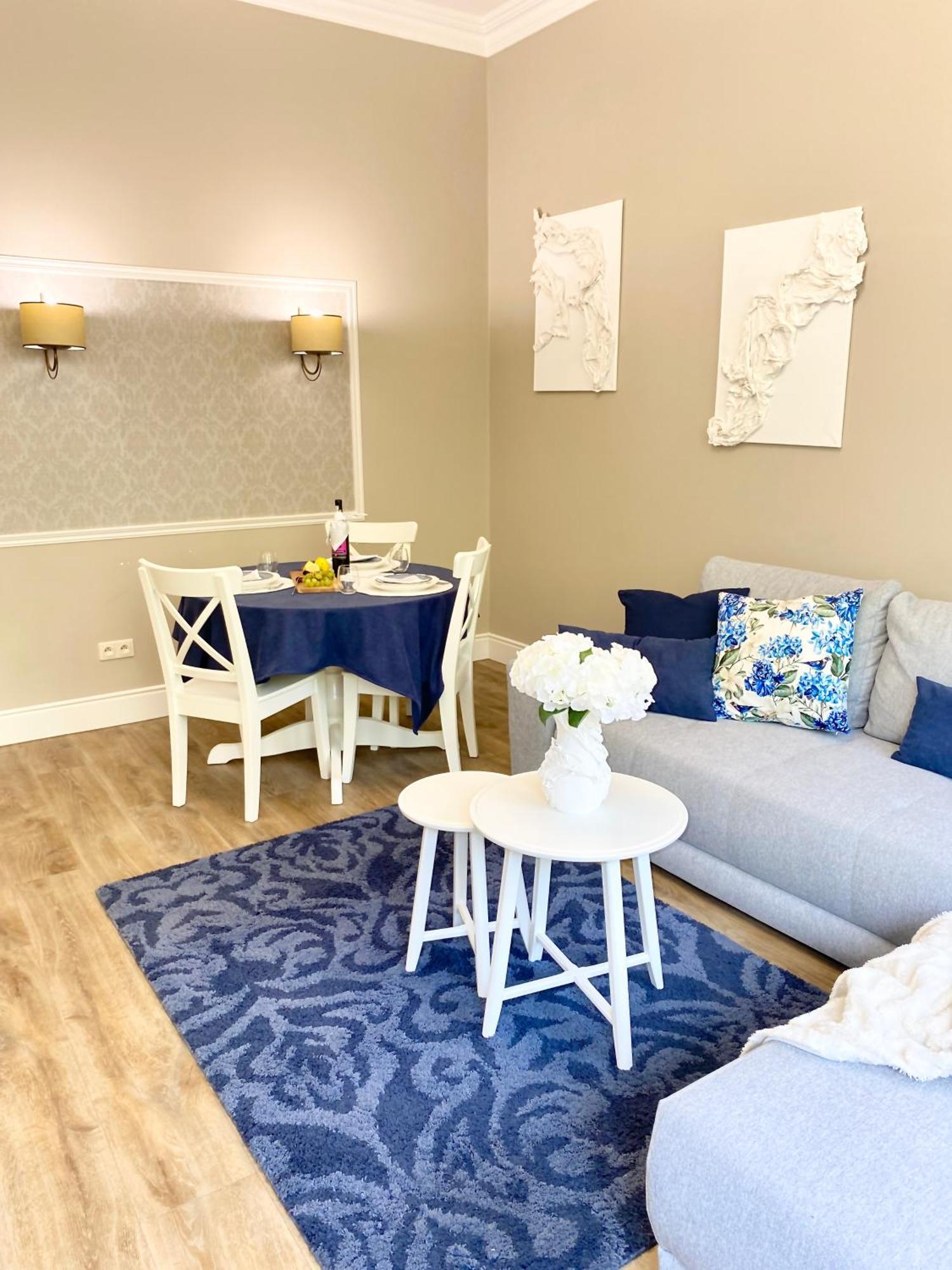 Lovely Moments Apartment *